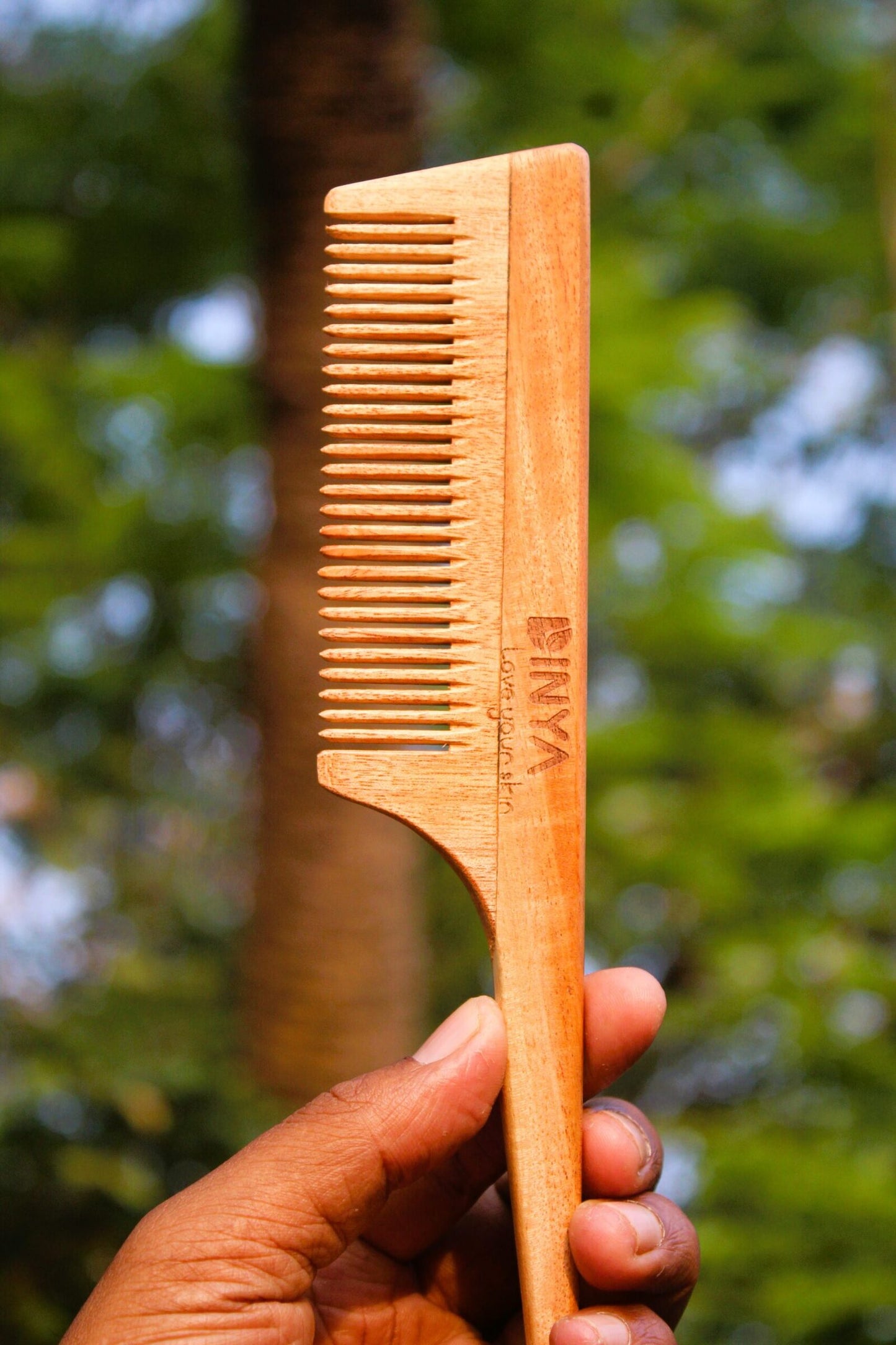 Dinya pintail comb