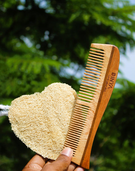 Dinya loofah and neem comb